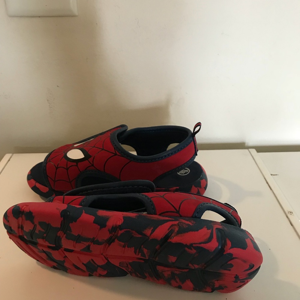 Shoe - Picture 3 of 3